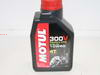 Фотография ММ4 Motul 300 V 4T FL 10W-40 (1)